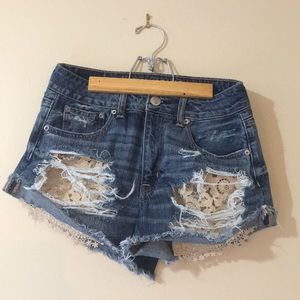 American Eagle High-rise festival shorts